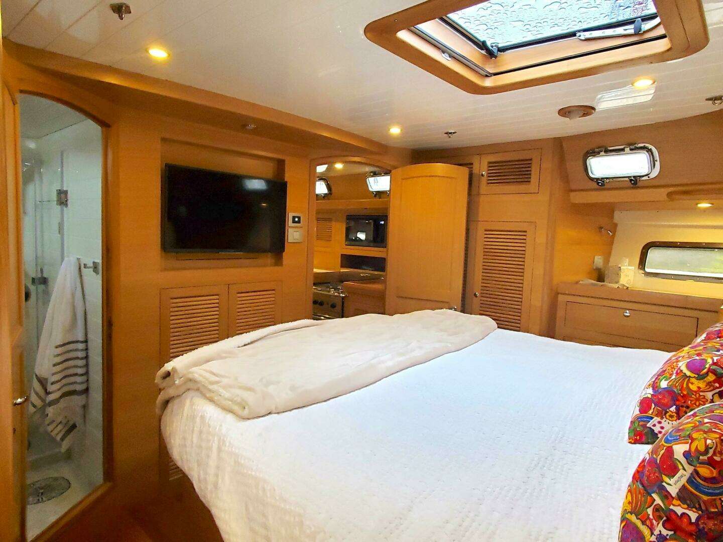 2023 Bluewater 56 - Image 30