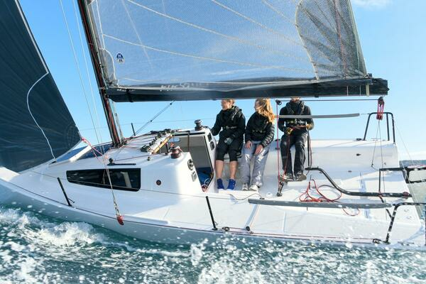 2025 Beneteau First 24 SE