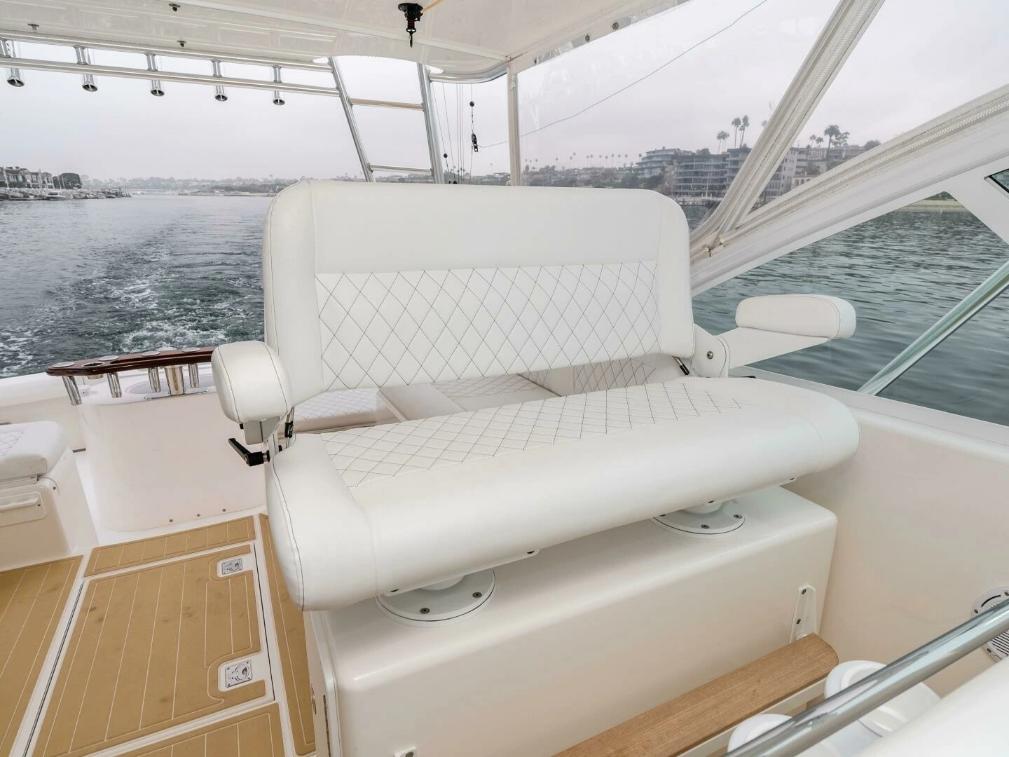 2008 Cabo 38 Express - Image 20