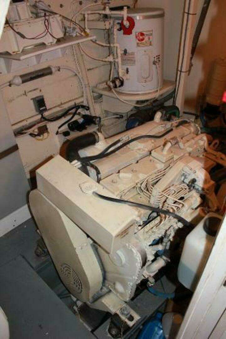 1965 Hatteras Motor Yacht - Image 43