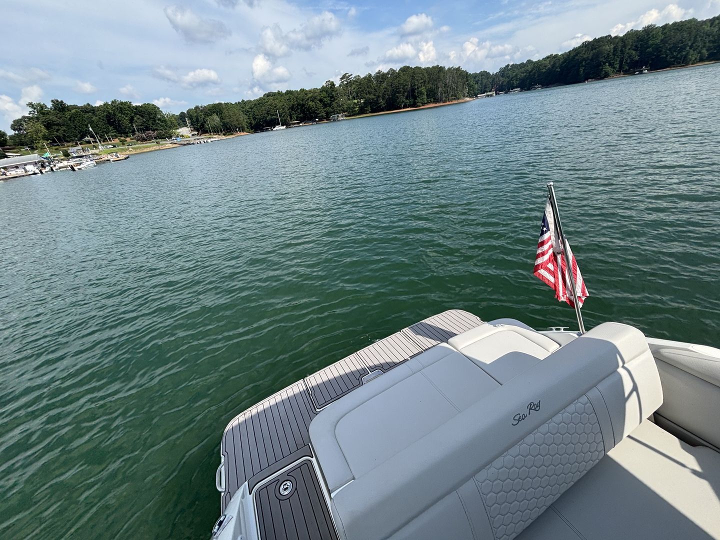 2022 Sea Ray SDX 250 - 23