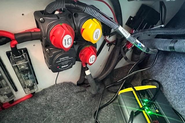 Electrical system of a 2021 Yamaha Boats 275SD, featuring switches and wiring.