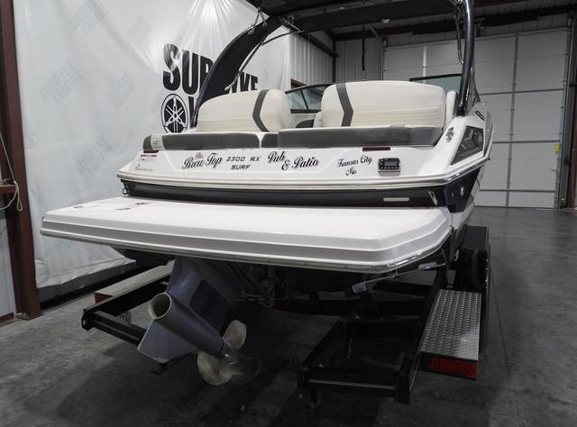 2016 Regal 2300 RX Surf - 4