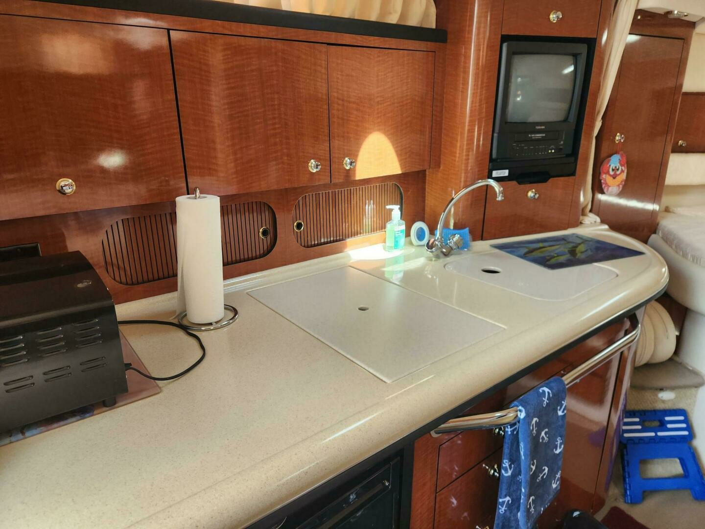 2003 Sea Ray 340 Sundancer - Image 14