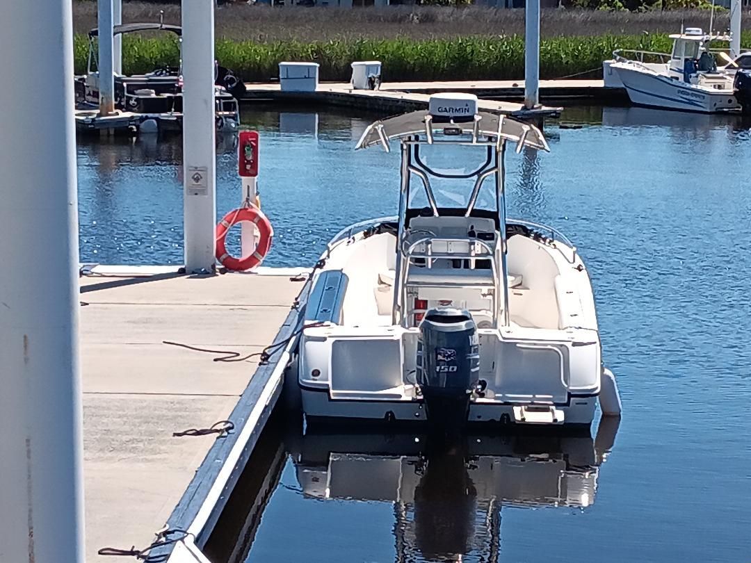 2007 Edgewater 205CC - 4