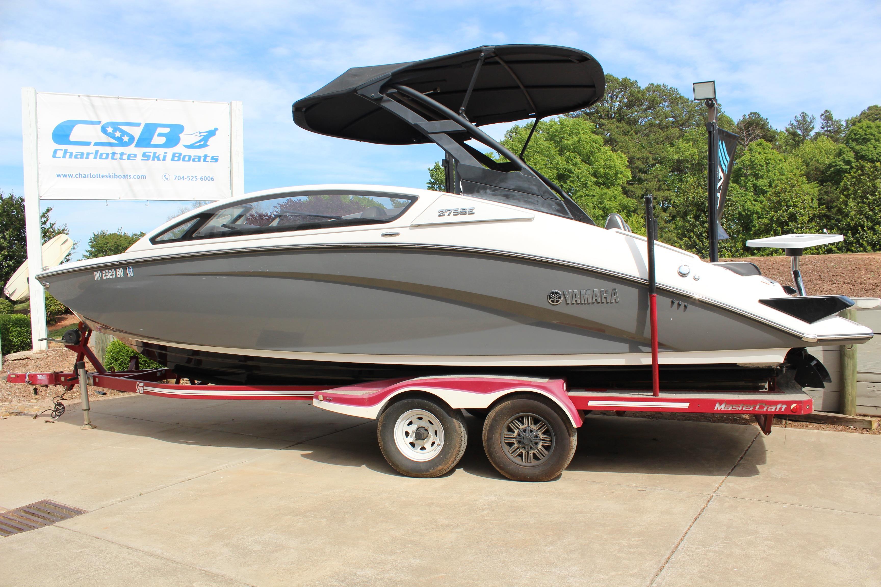 2020 Yamaha Boats 275SE on trailer at Charlotte Ski Boats dealership.