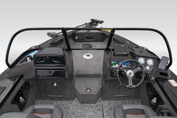 2026 Tracker Targa V-18 WT - 41