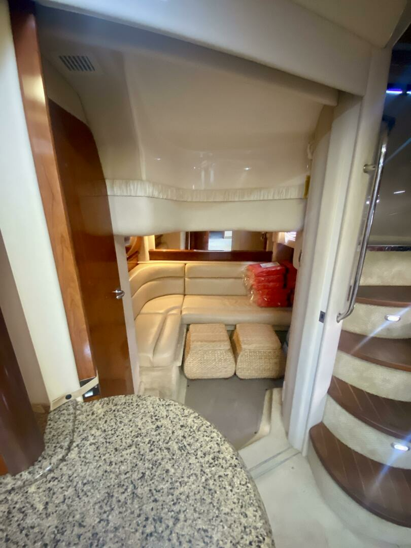 2005 Sea Ray 420 Sundancer - Image 45