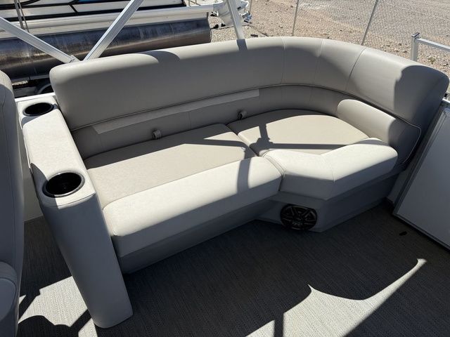 2026 Godfrey Marine Xperience 2086 SBX Sport Tube 27 In. Package - 6