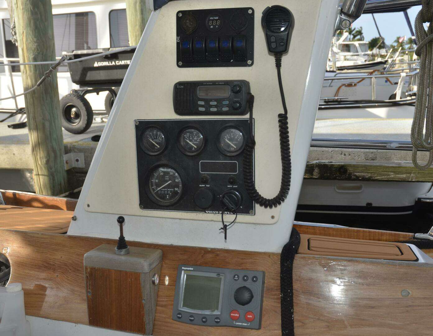 1980 Cheoy Lee Aft Cockpit - Image 16
