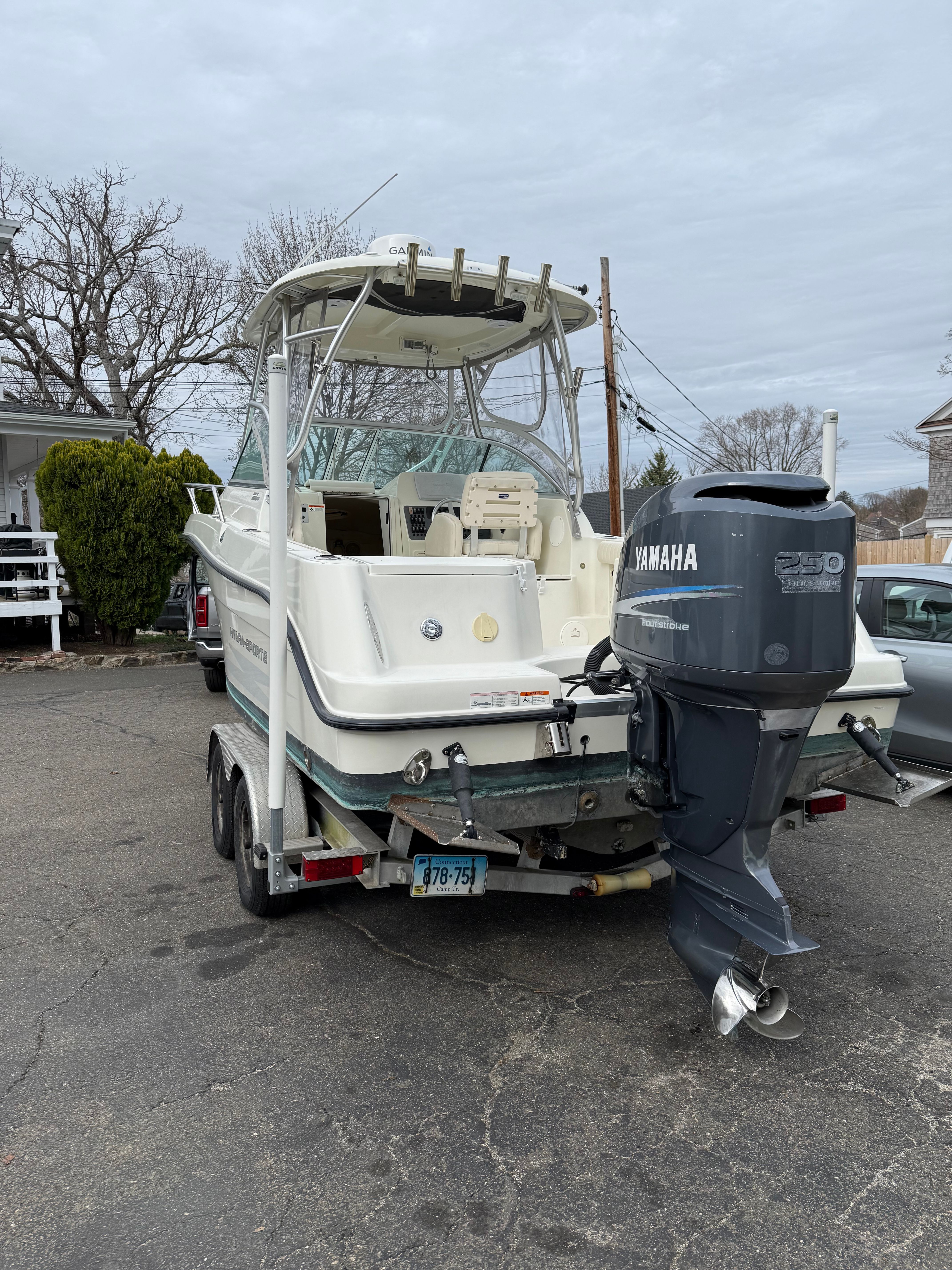 2008 Hydra-Sports Vector 2200 VX with Yamaha engine on trailer.