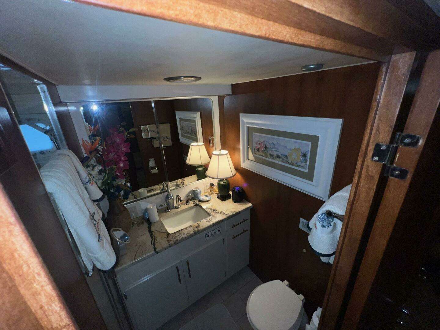 1988 Hatteras Motor Yacht - Image 92