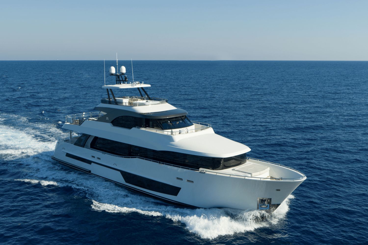 2027 Ocean Alexander 37L - 11