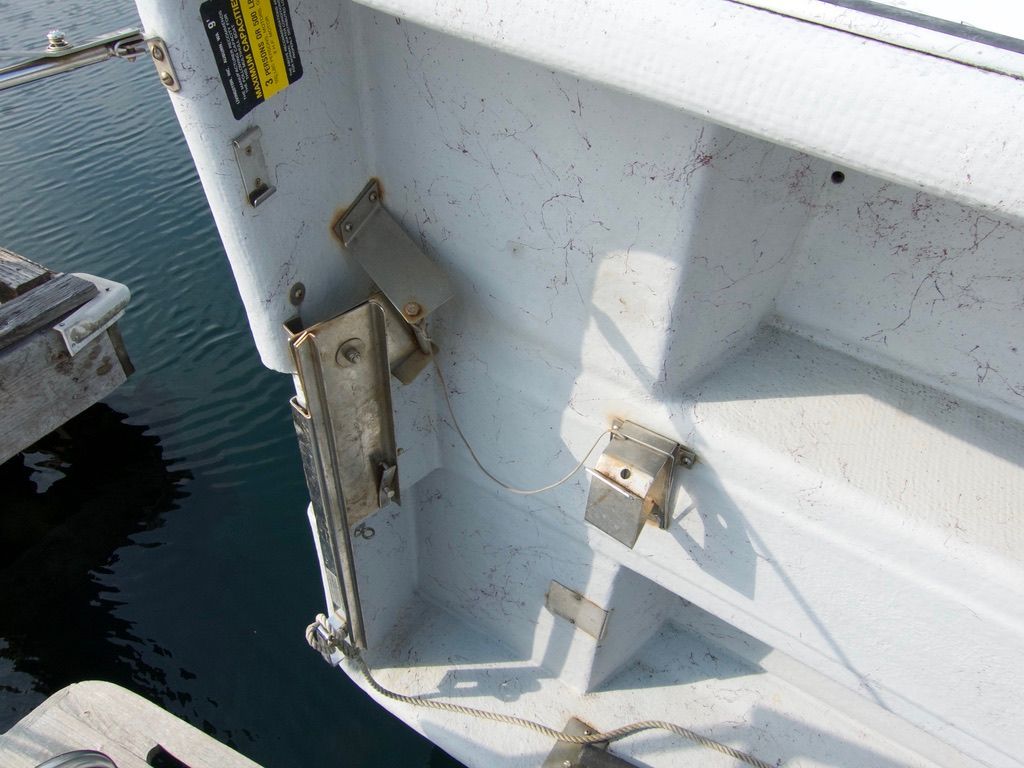 1976 CHB Trawler - 11