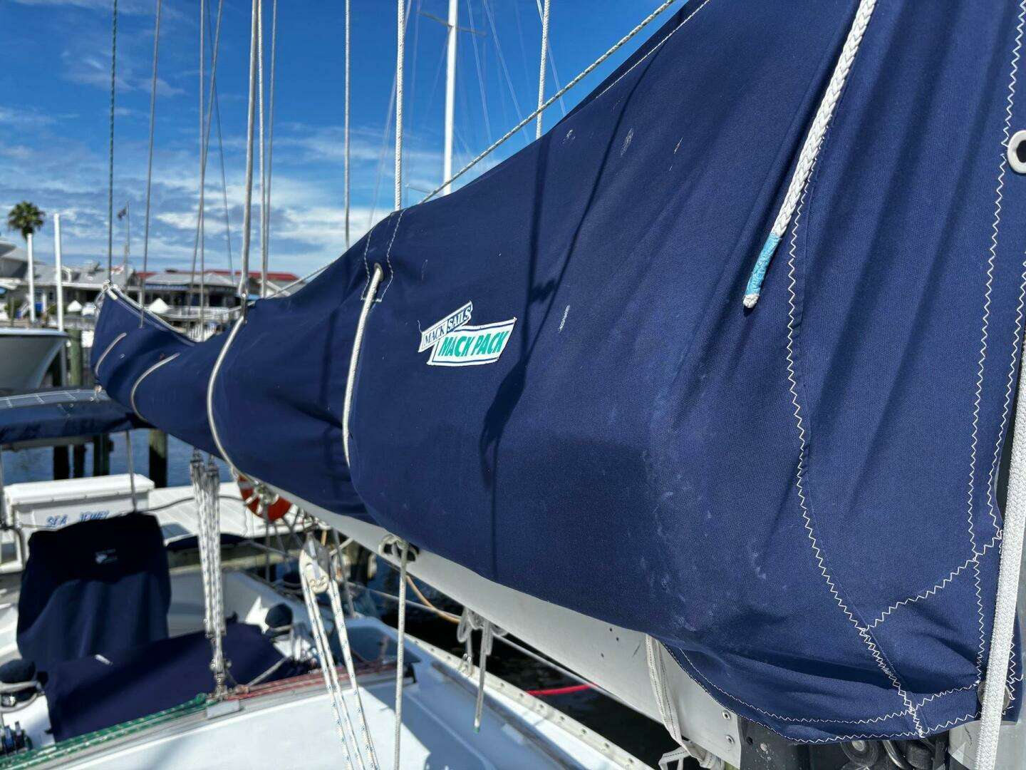 1993 Hunter 33.5 - Image 6