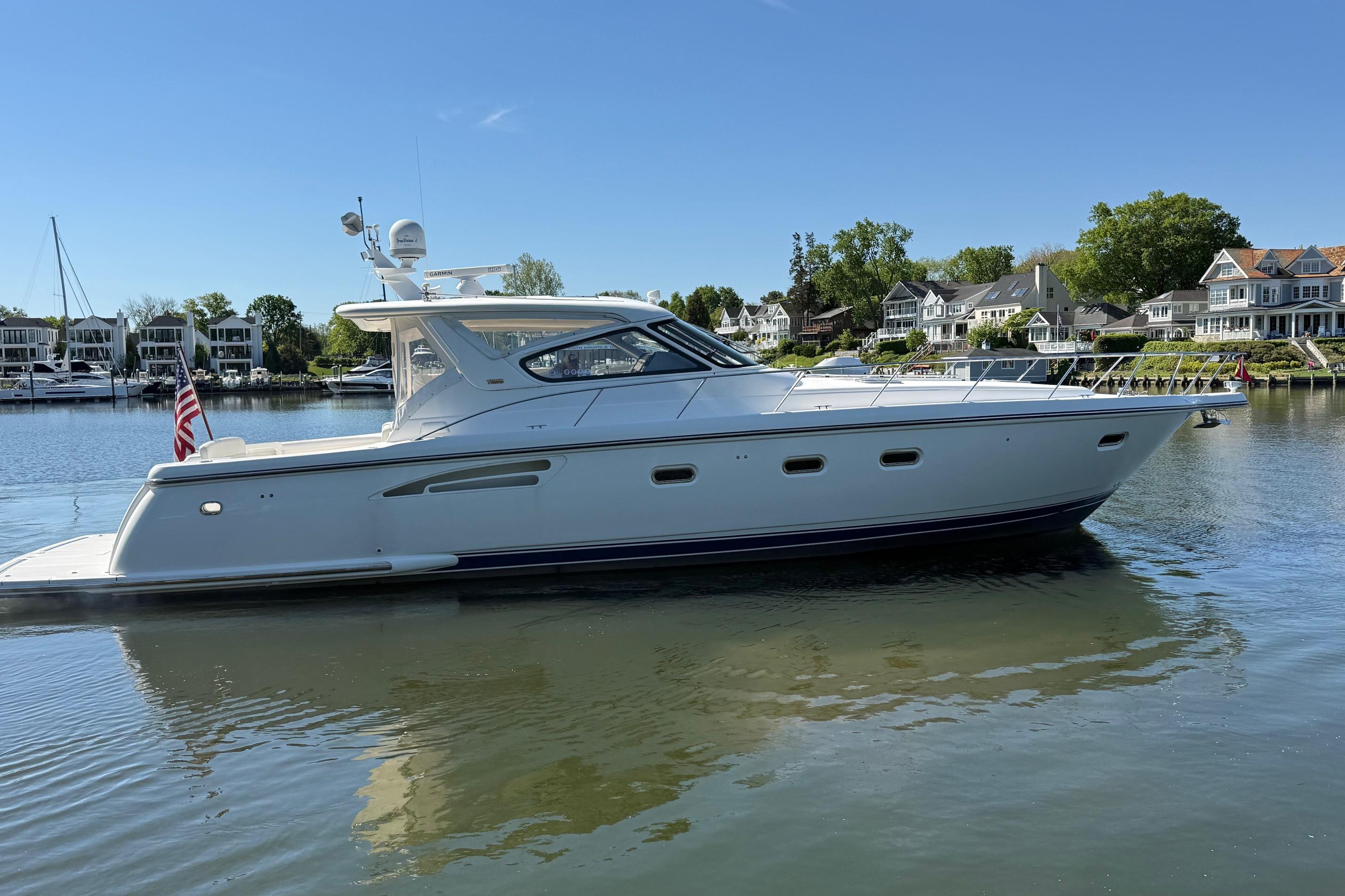 2001 Tiara Yachts 5200 Express