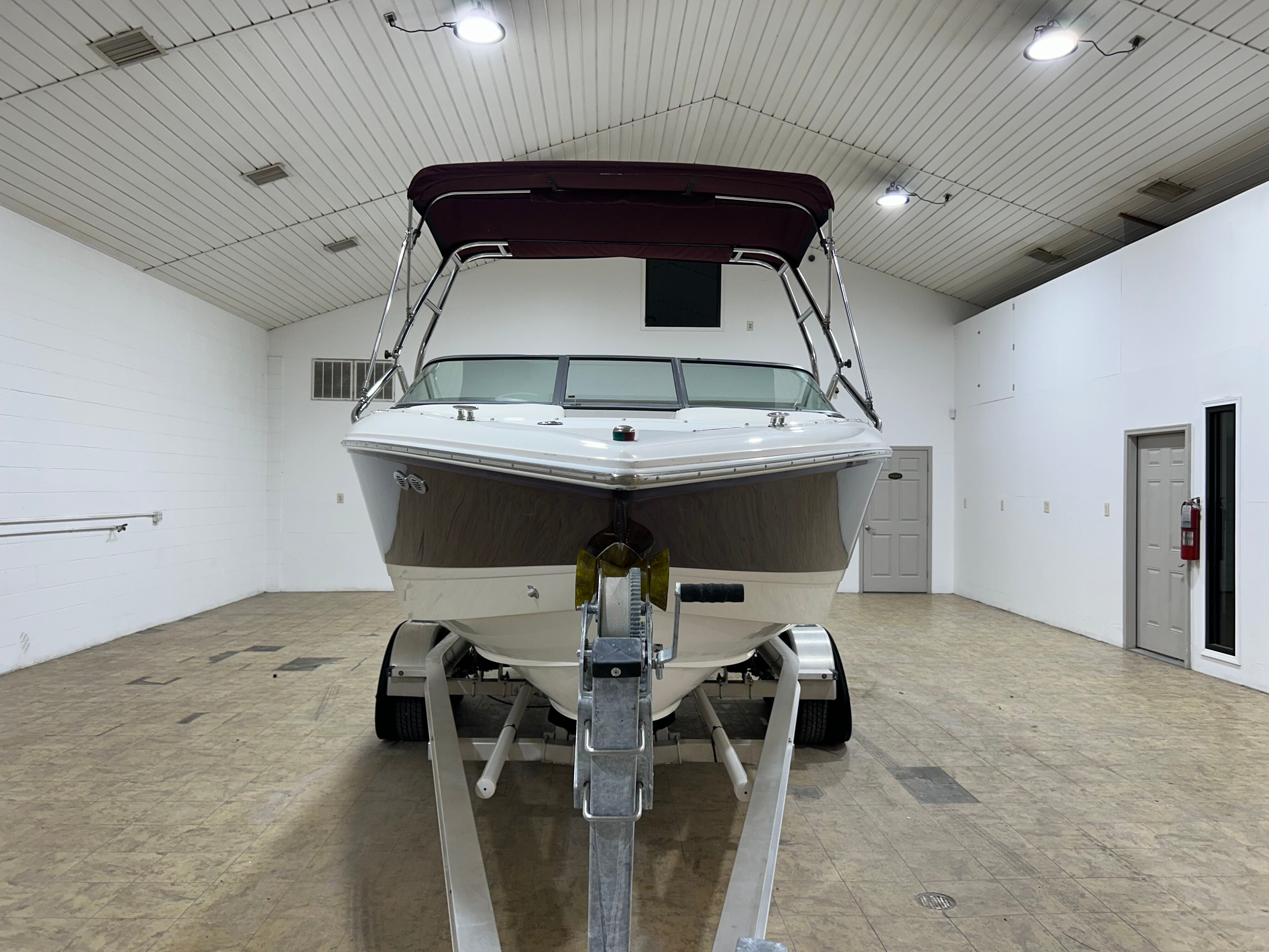 2004 COBALT 220 - Image 3