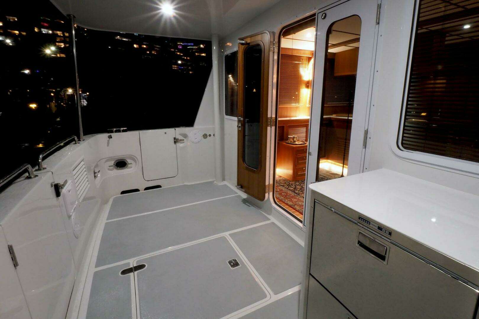 2026 Helmsman Trawlers 46 Pilothouse - Image 20