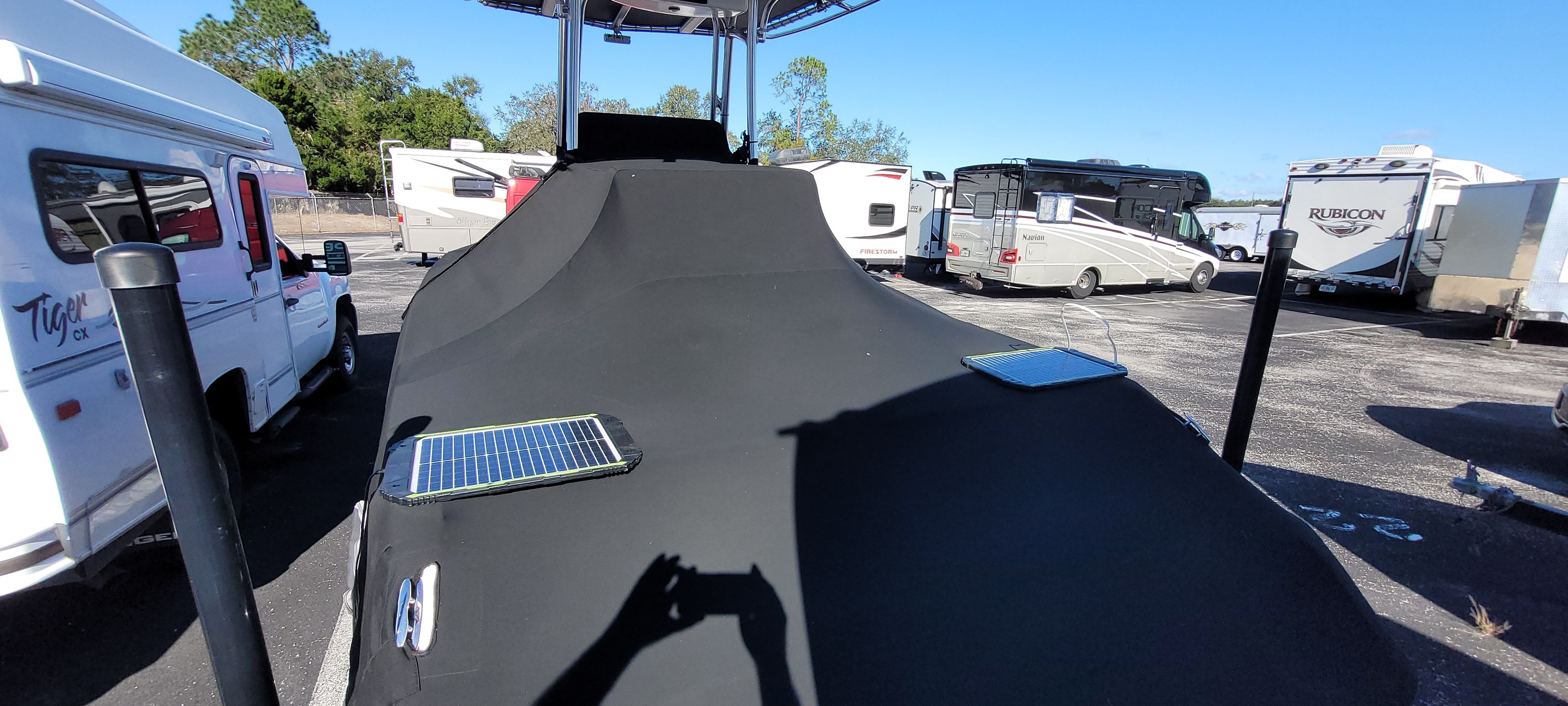 2018 Yamaha Boats 190 FSH Deluxe - 11