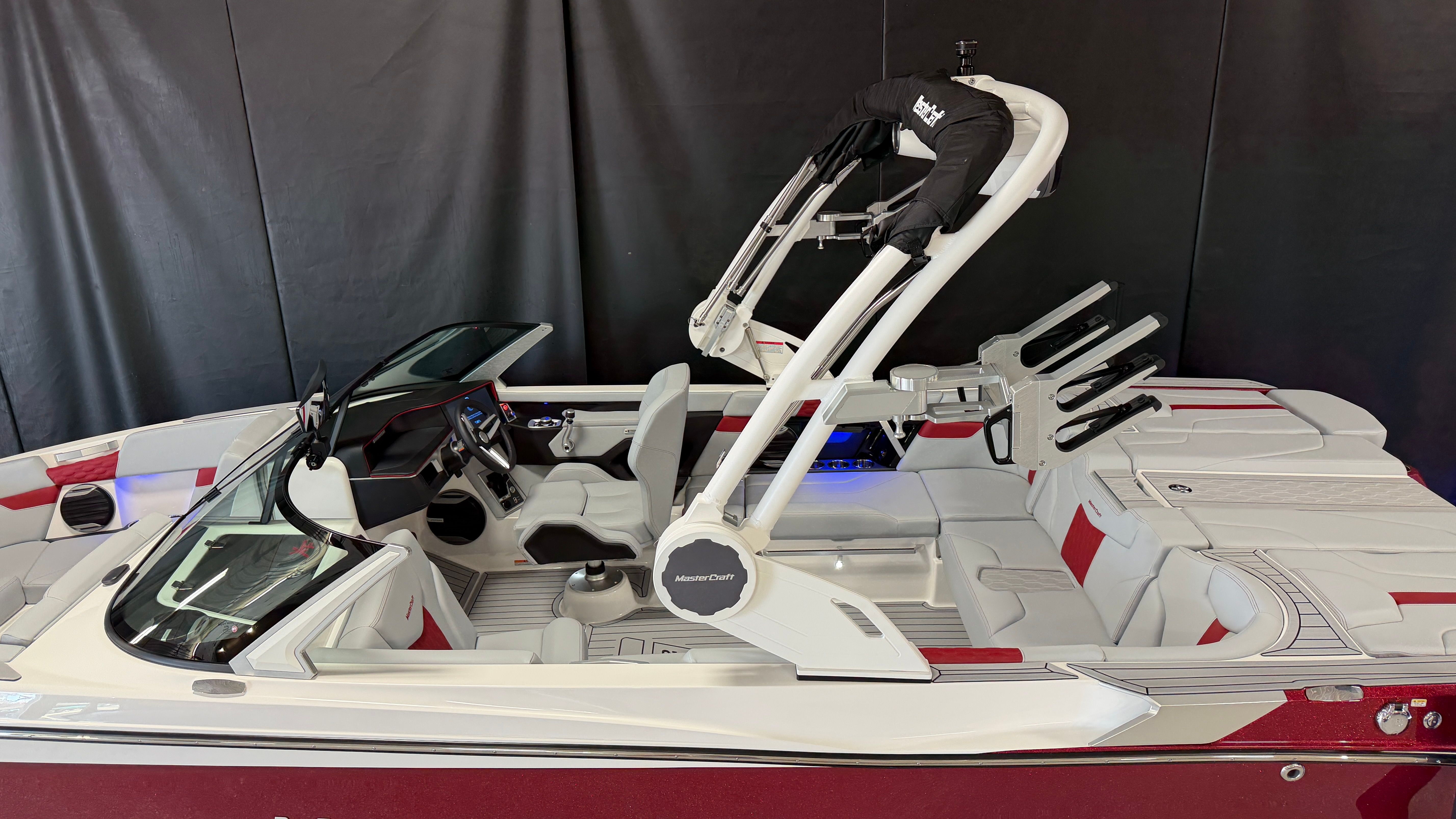 2026 MasterCraft XT22 - 6