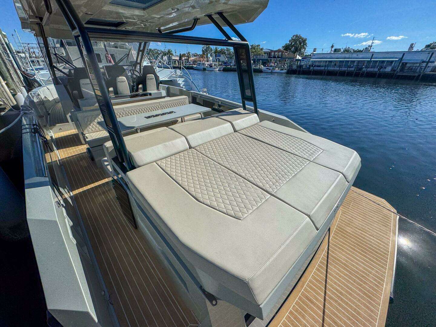 2026 De Antonio Yachts D32 - Image 6