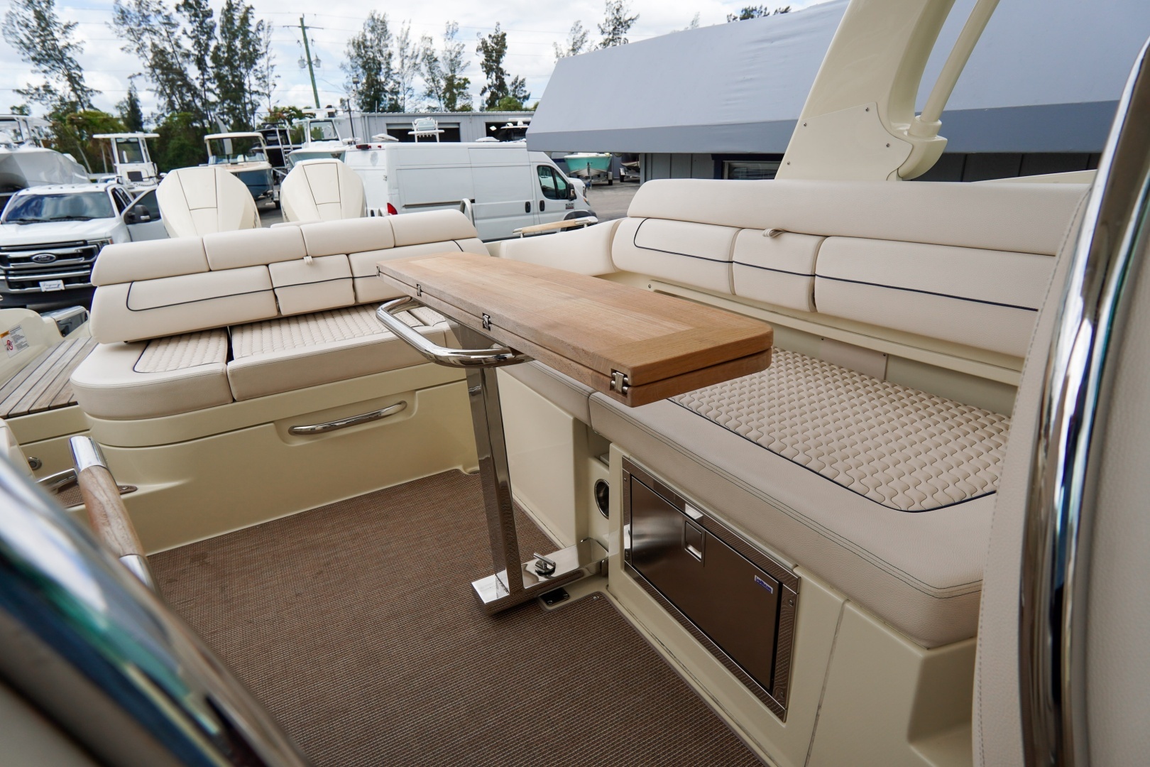 2024 Chris-Craft Launch GT - Image 27
