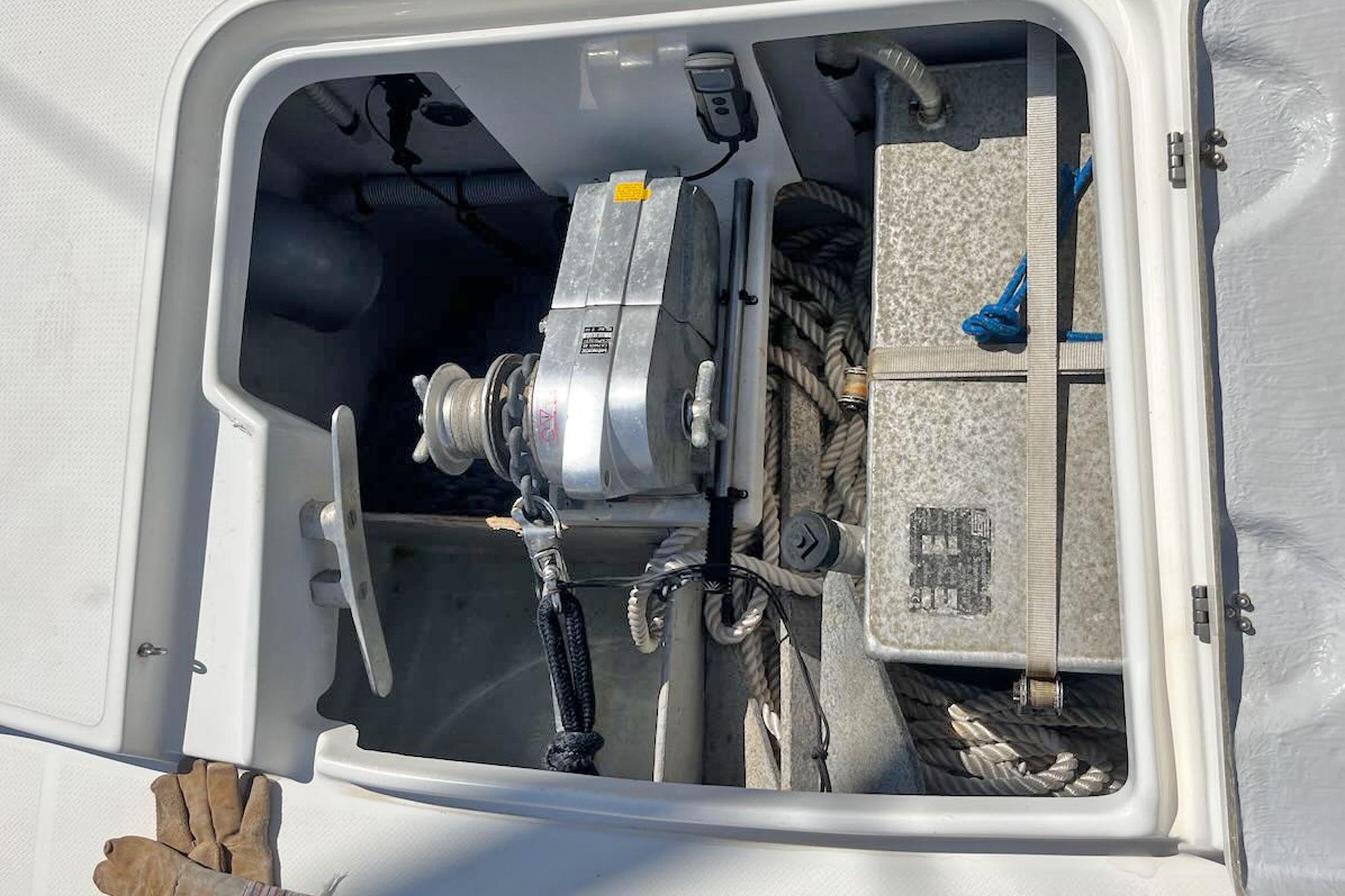 Anchor locker of 2011 Fountaine Pajot Highland 35 Pilot with winch and ropes.