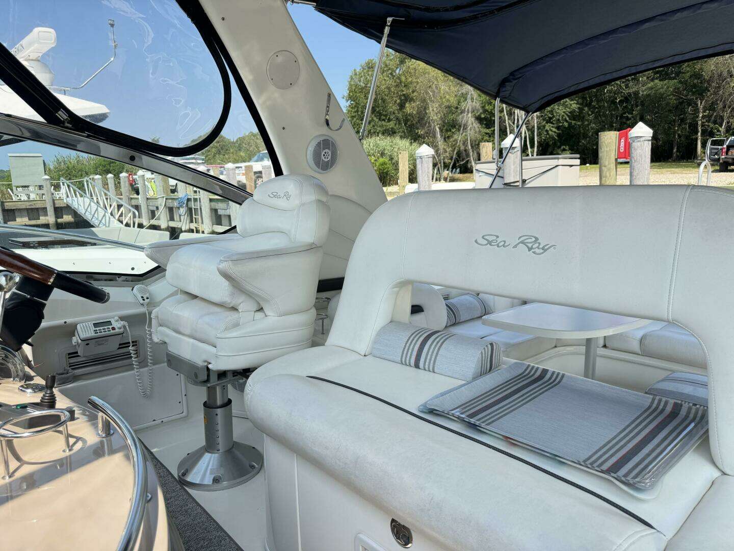 2003 Sea Ray 420 Sundancer - Image 15