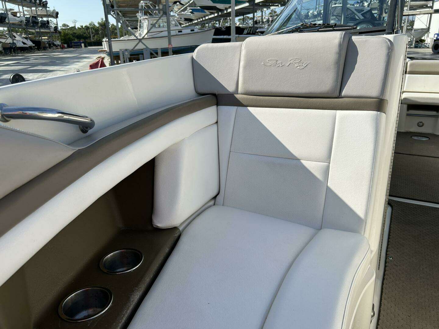 2013 Sea Ray 270 SLX - Image 24