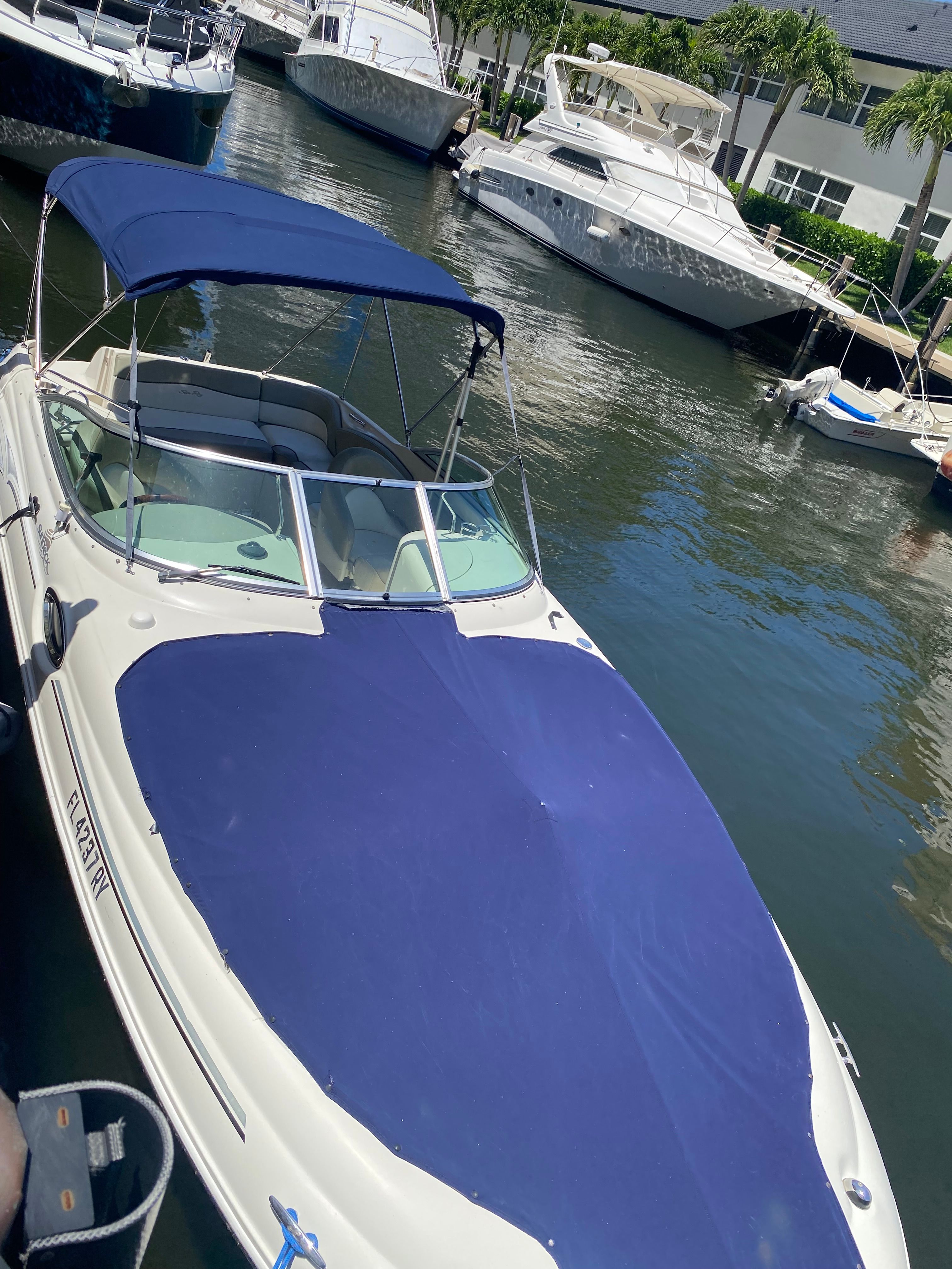 2006 Sea Ray 240 Sundeck