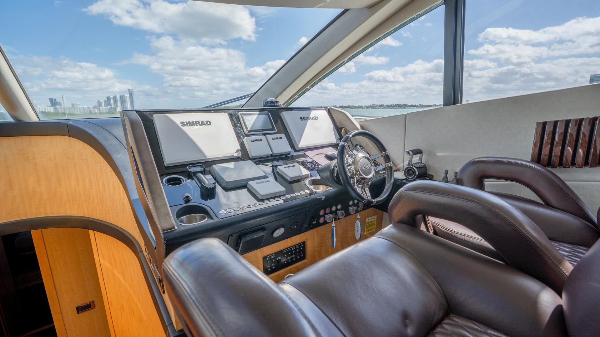 2014 Sunseeker 68' Sport Yacht - Image 31