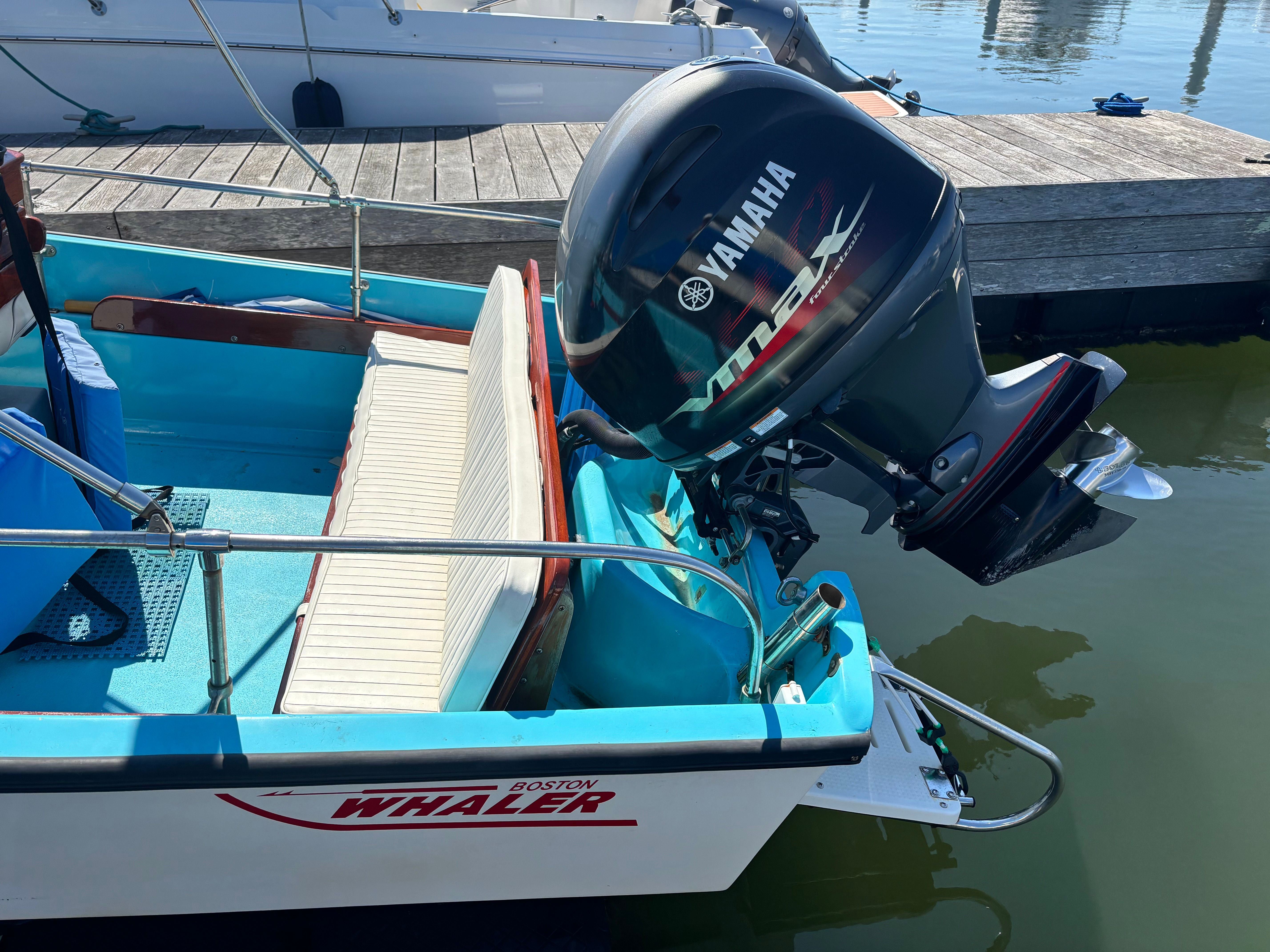 1968 Boston Whaler Sakonnet - 4