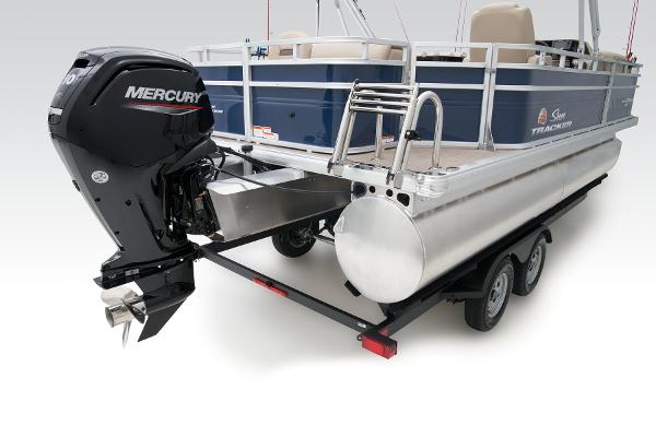 Manufacturer Provided Image: Sun Tracker Fishin' Barge 20 DLX
