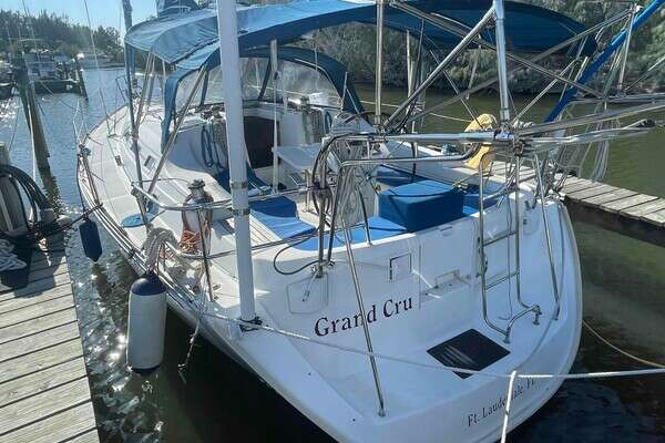 2006 Beneteau 393