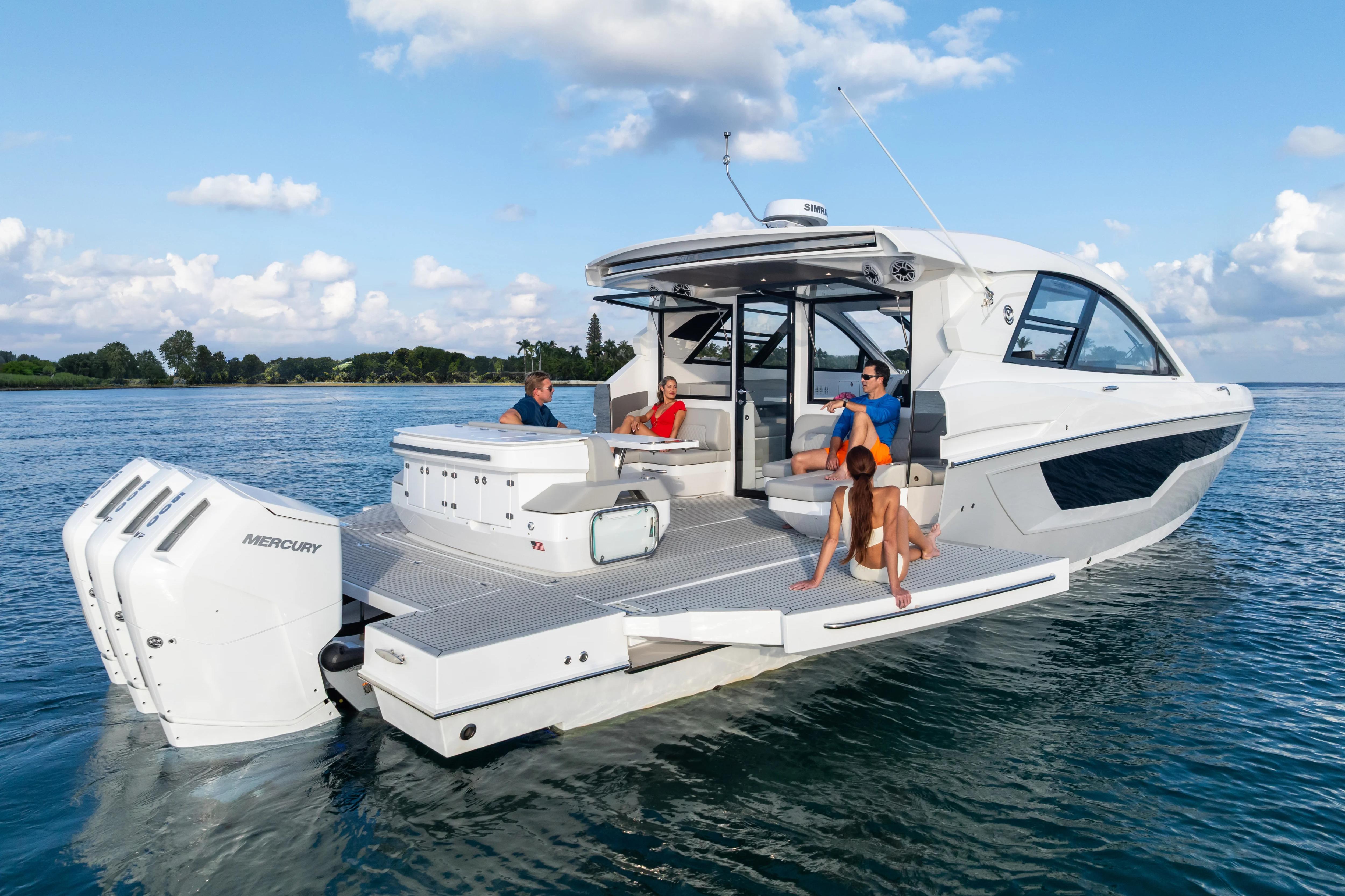 2026 Cruisers Yachts 50 GLS