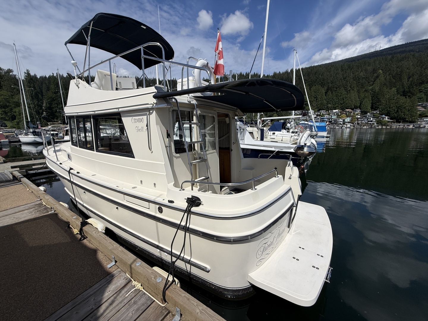 1994 Camano 31 Troll - Image 12
