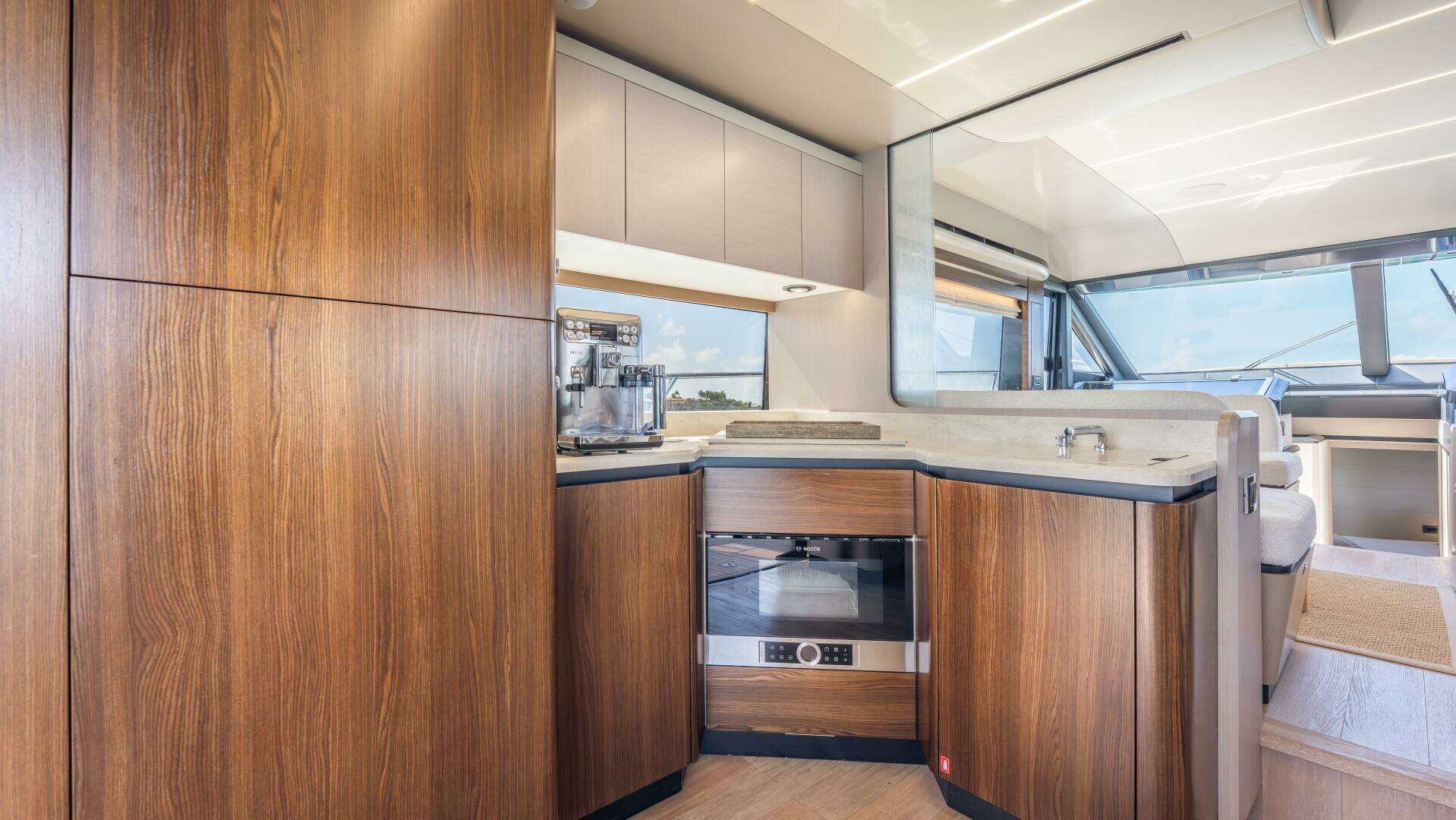2019 Absolute 58 Fly - Image 18
