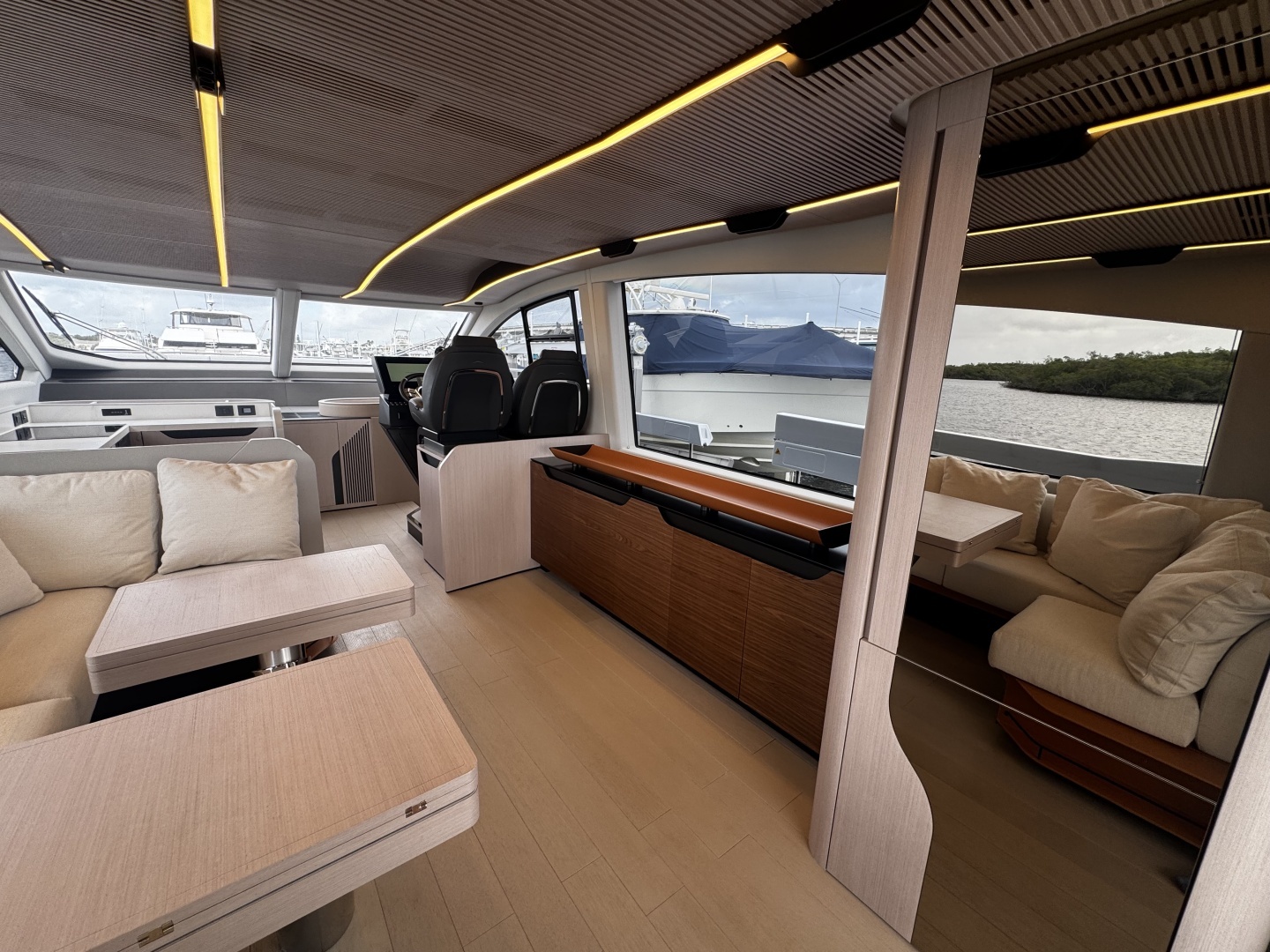 2026 Azimut S7 - Image 14