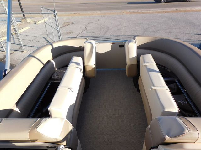 2026 Avalon Catalina Quad Lounger Shift Windshield 25 FT - 16