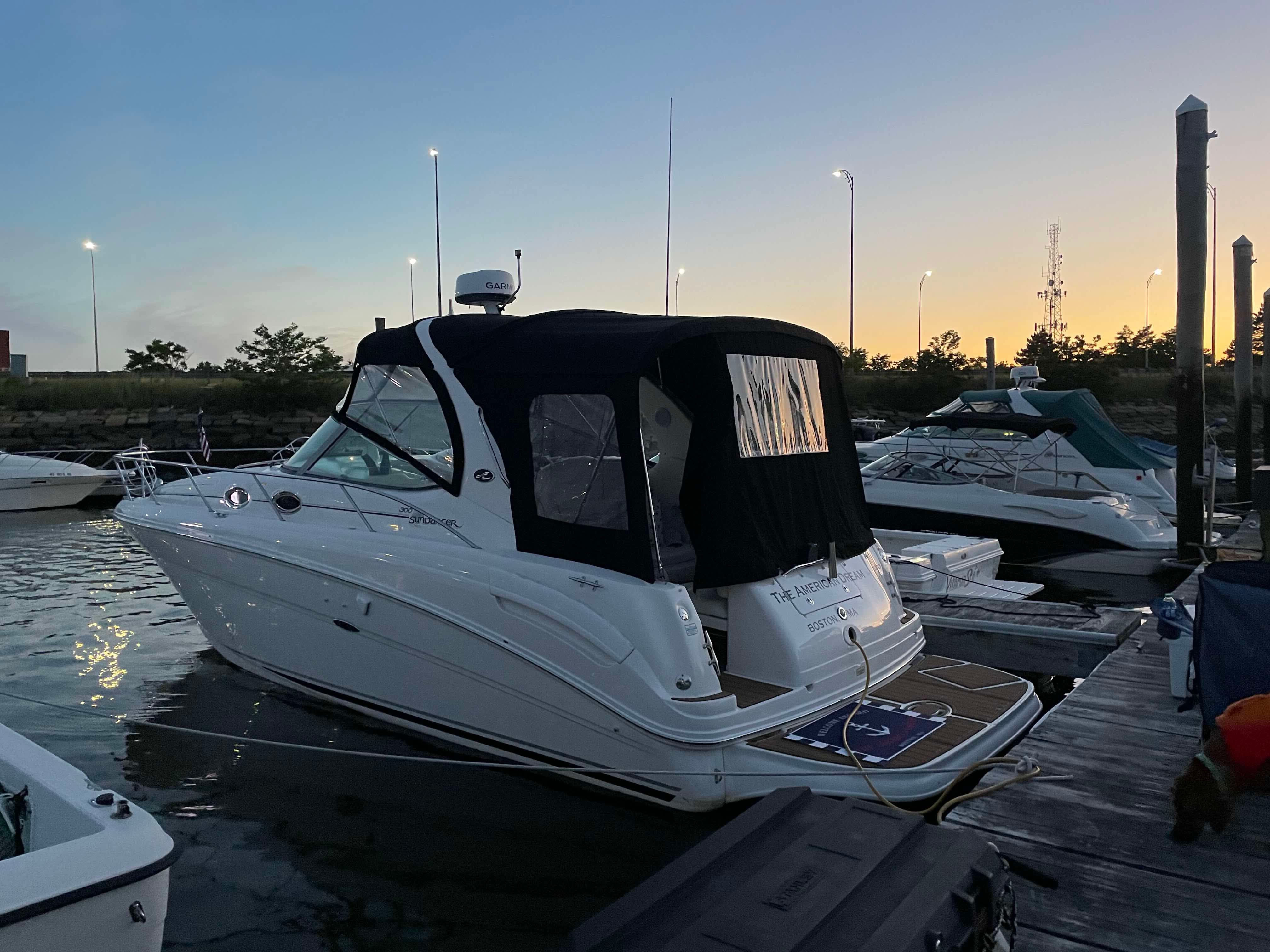 2004 Sea Ray 300 Sundancer