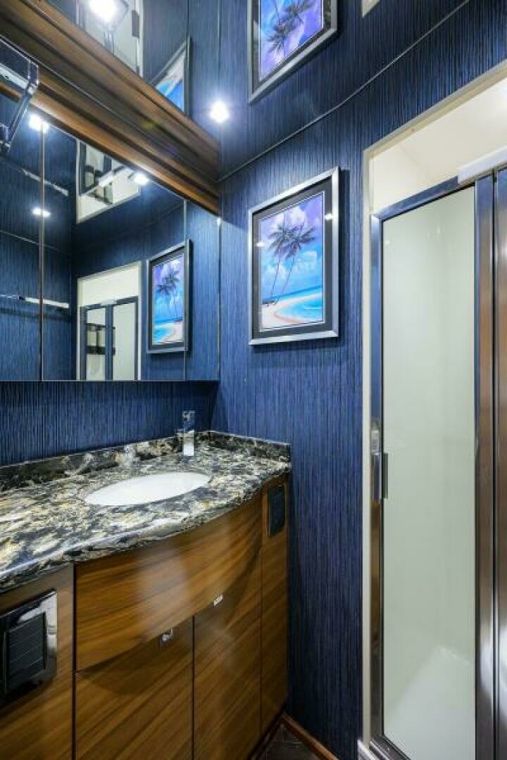 2023 Viking 64 Convertible - Image 25