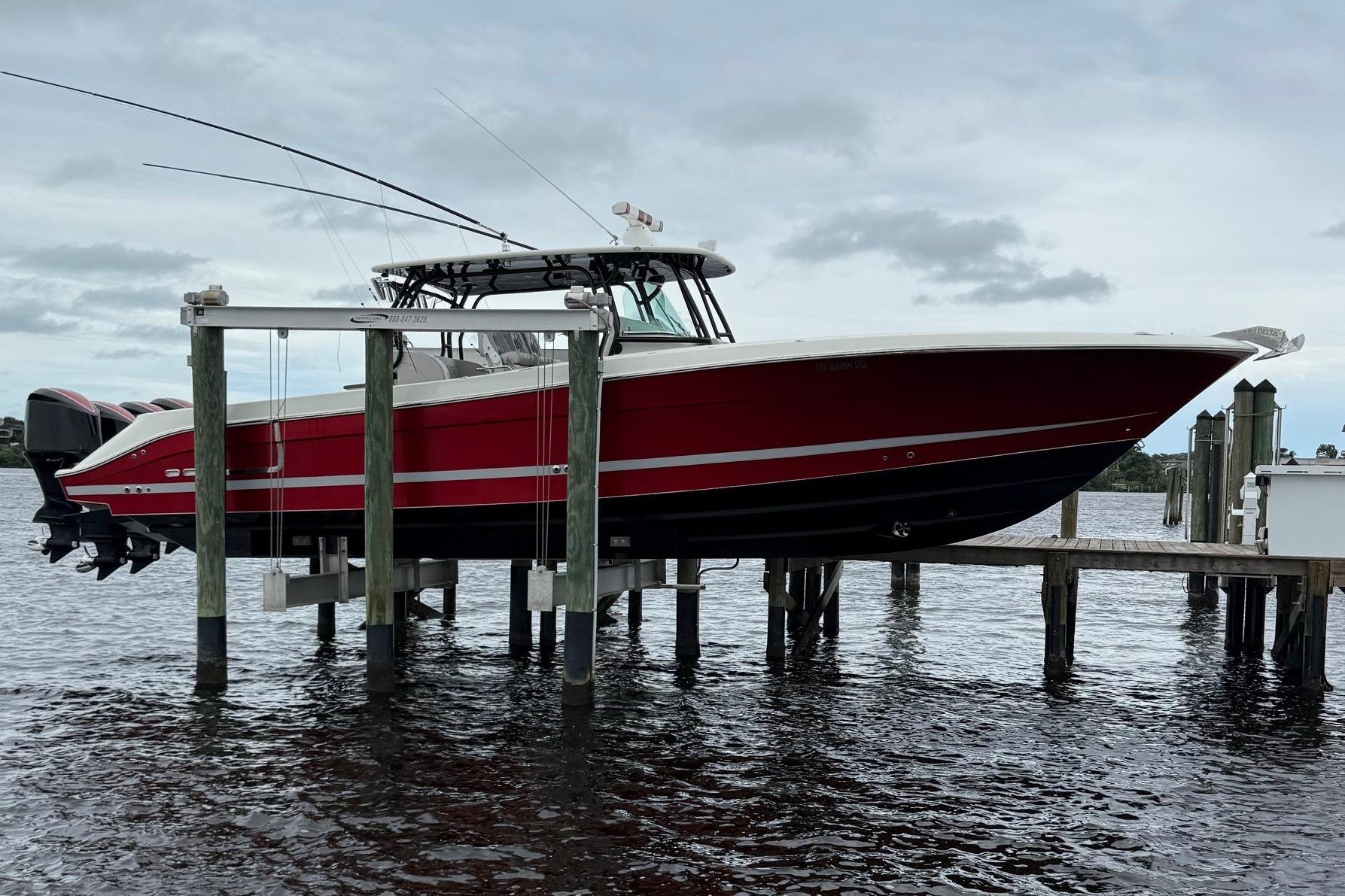 2013 Hydra-Sports 4200 SF
