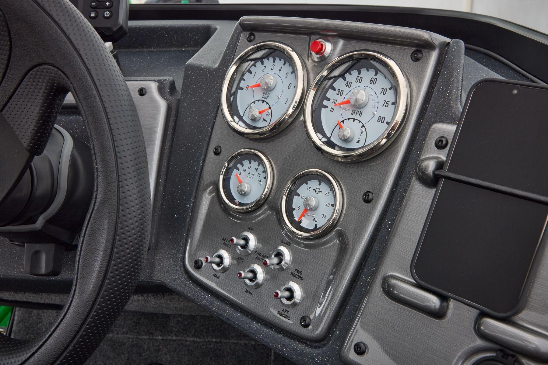 2026 Tracker Pro Guide V-175 Combo - 32