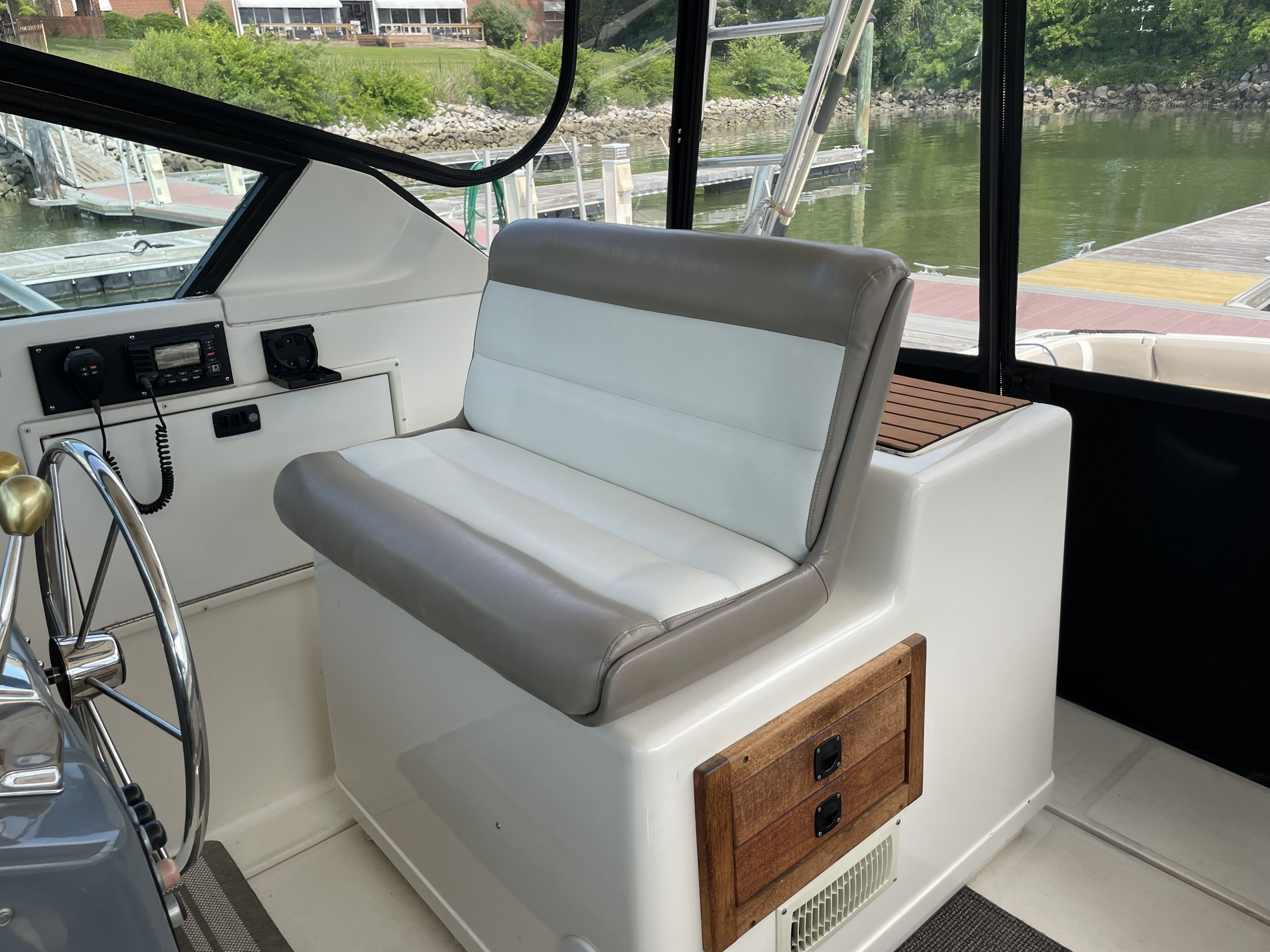 1994 Tiara Yachts 3600 Open - 6