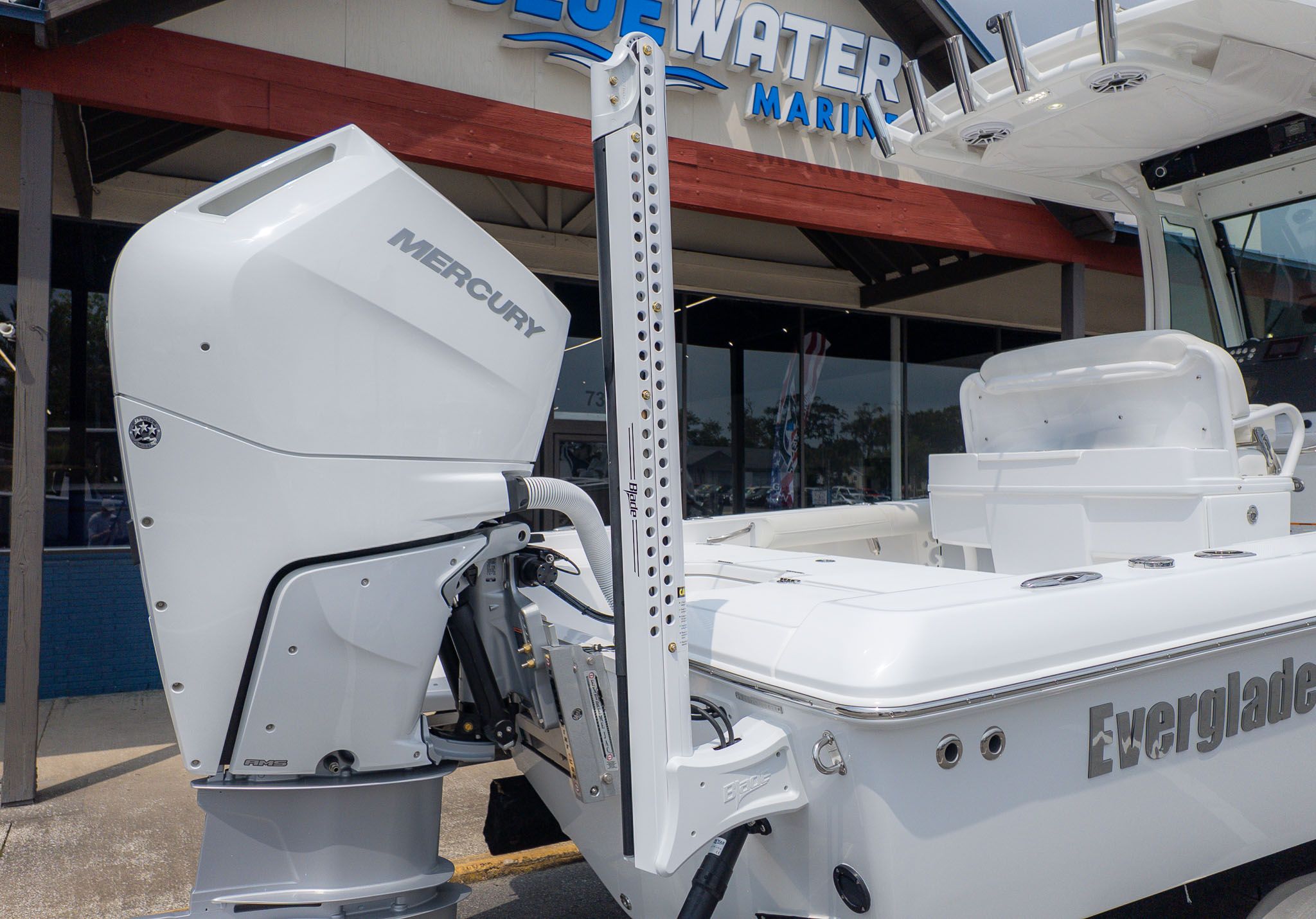 2026 Everglades 253 Center Console - 5