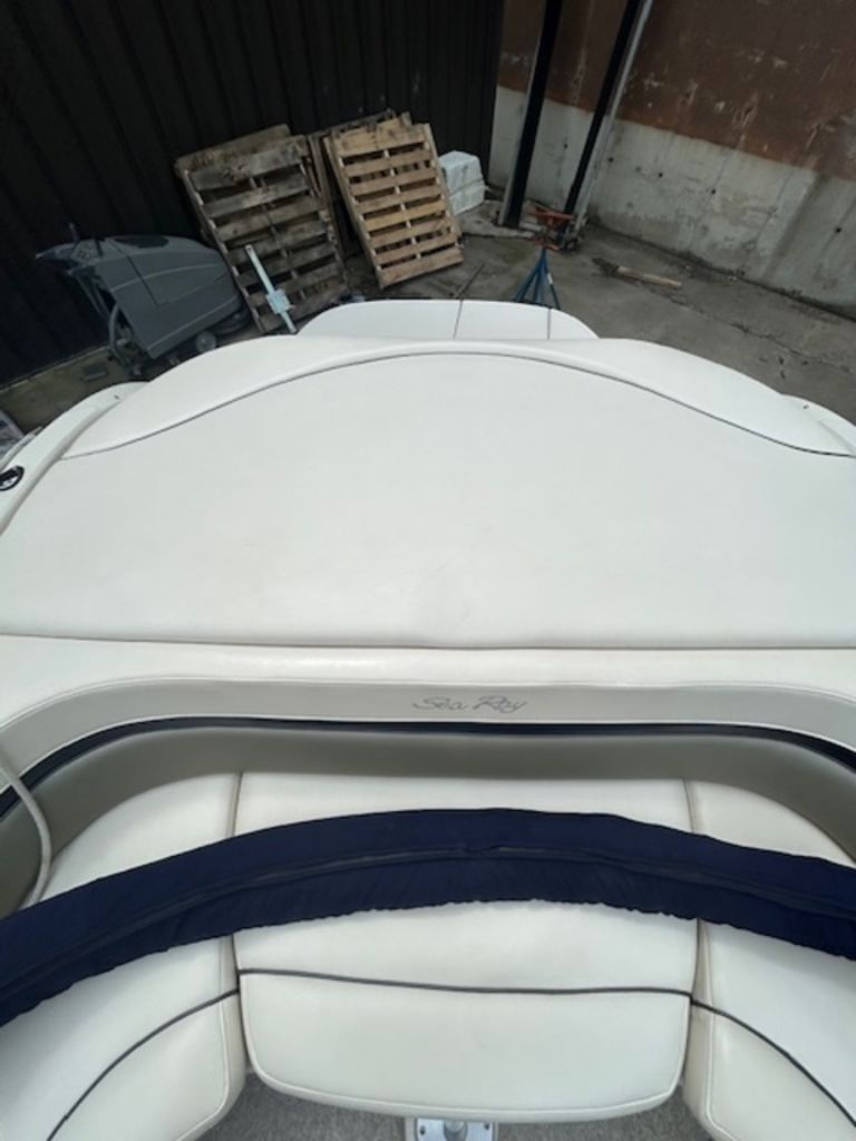 2005 Sea Ray 240 Select - 14