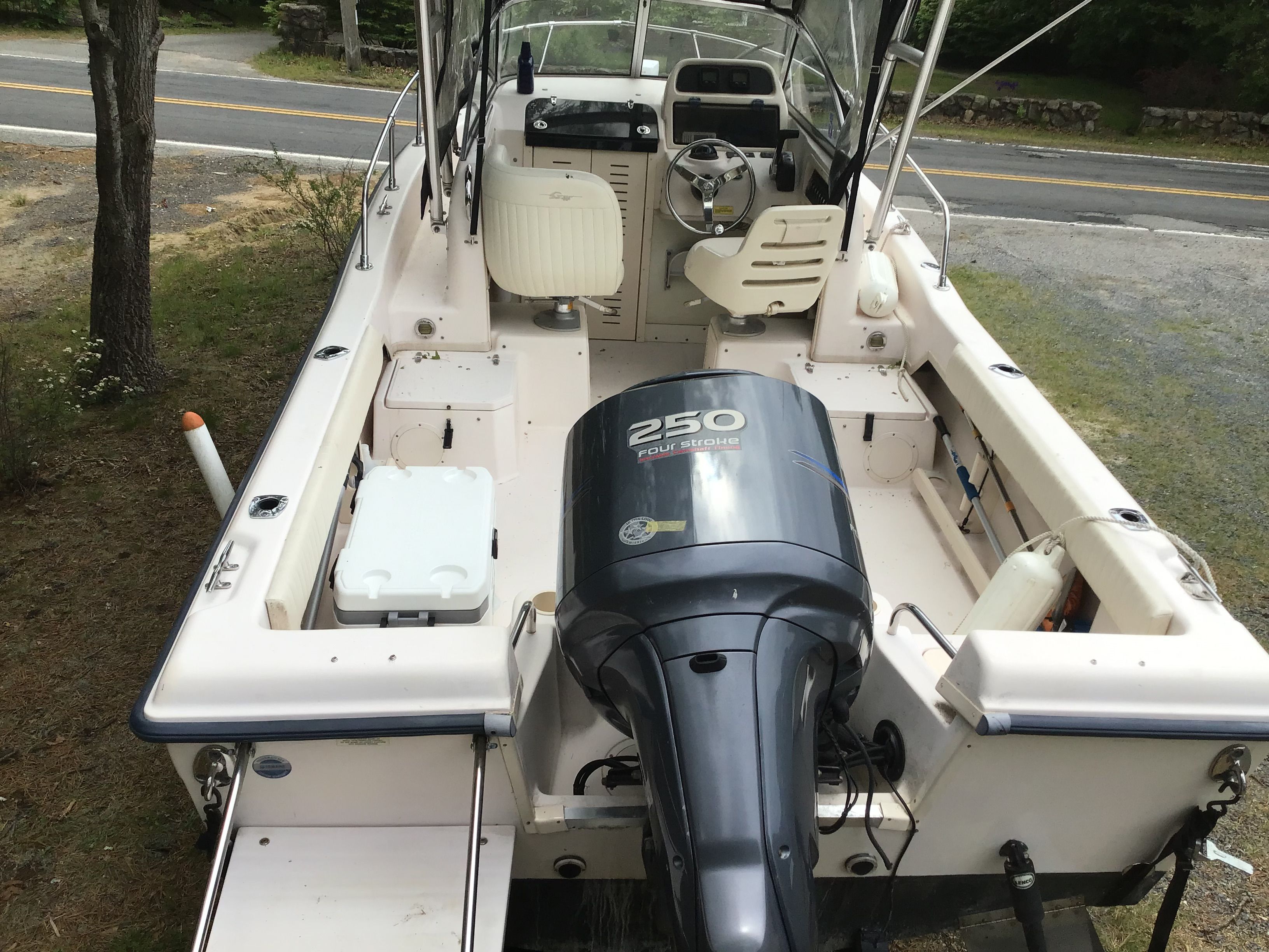 2008 Grady-White Adventure 208 - 10