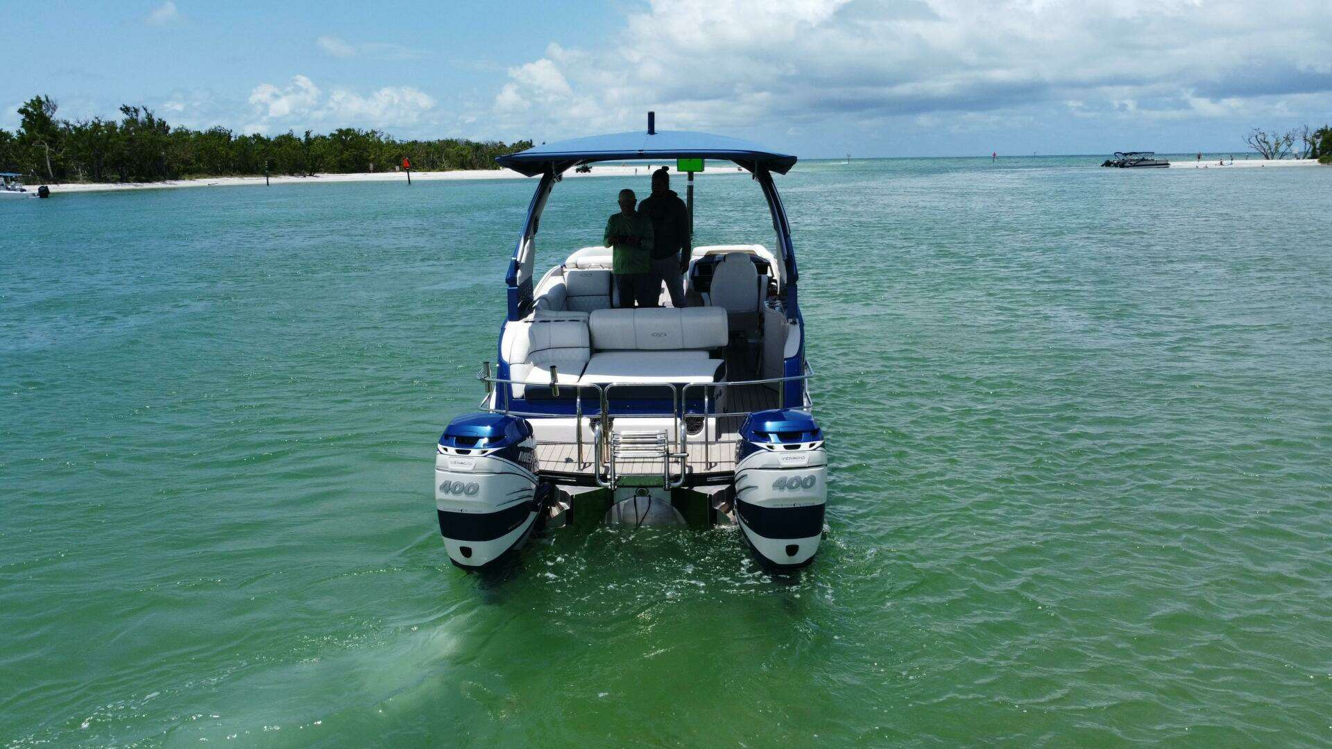 2021 Harris Crowne SL 270 Twin Engine - Image 4