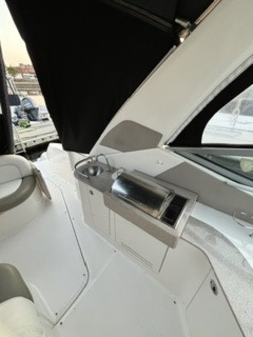 2007 Sea Ray Sundancer - Image 15