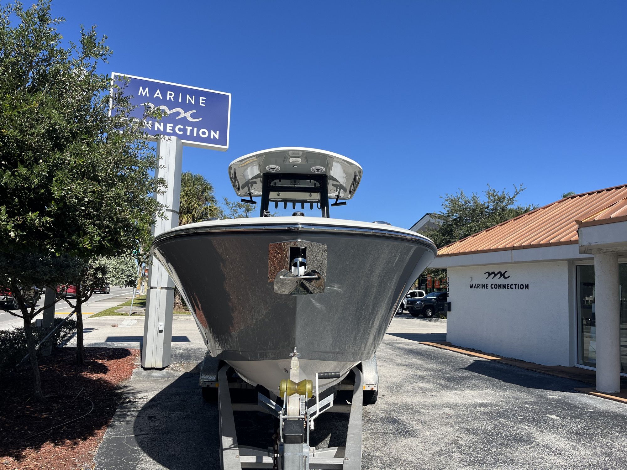 2026 Cobia 285 Open Center Console - 3